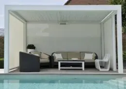 Pergola Ombra - konstrukcja wolnostojąca, wyposażona w boczne ekrany