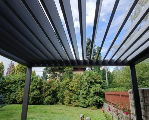 Nowoczesna pergola tarasowa SOLE – realizacja Katowice.