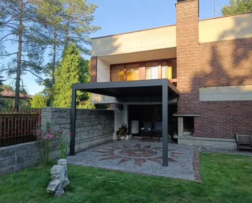 Nowoczesna pergola tarasowa SOLE – realizacja Katowice.